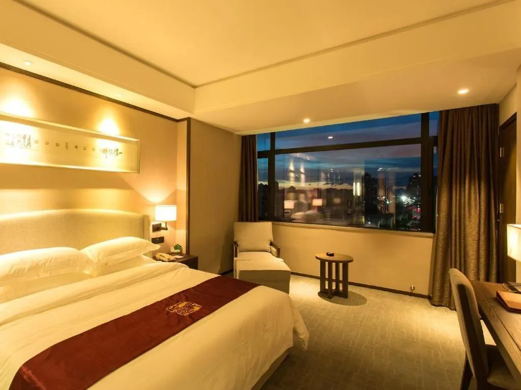 Zhuhai Starlight Hotel