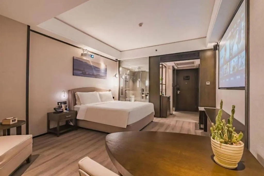 Zhuhai Starlight Hotel
