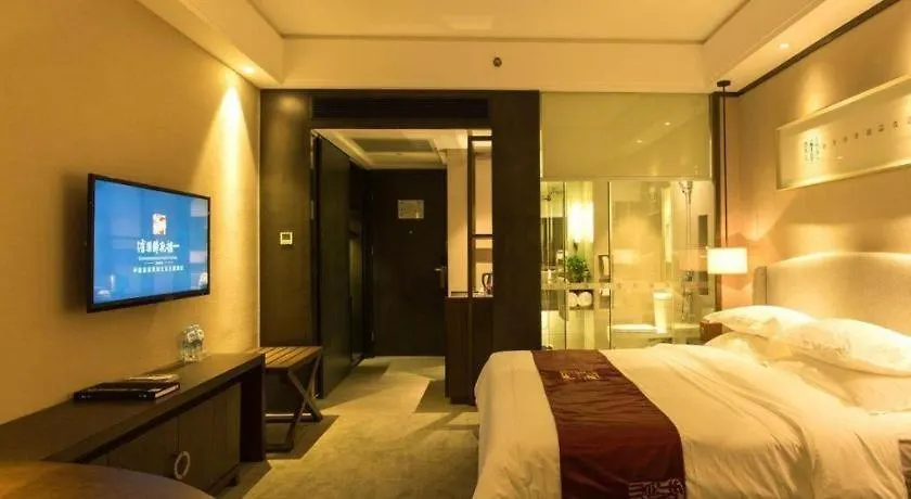 Zhuhai Starlight Hotel