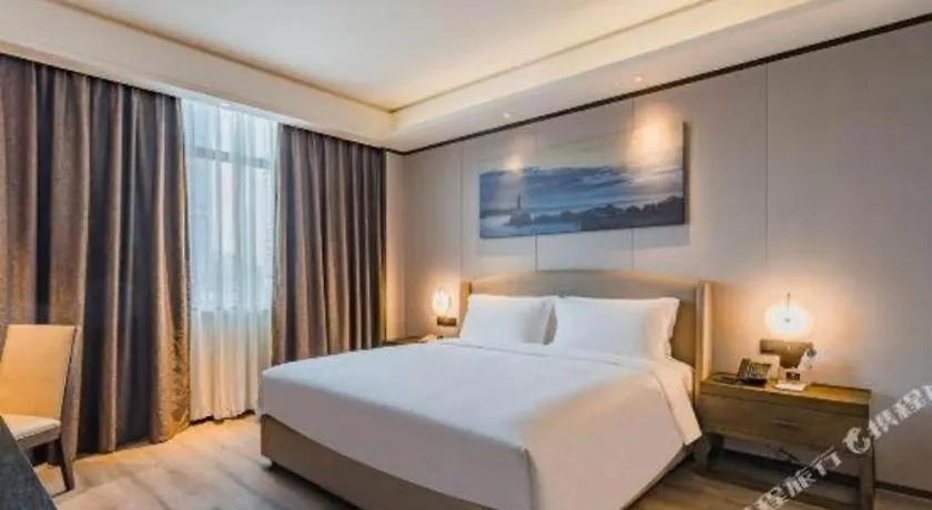 Zhuhai Starlight Hotel